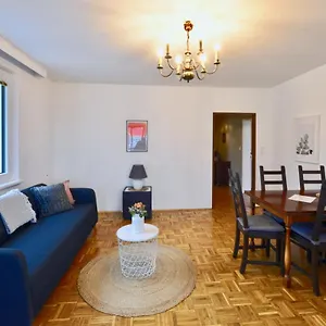 Apartament 3-bedroom-flat With Parking Space