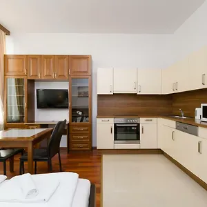 Daire Waldmueller Apartments Vienna