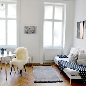 Apartment Design Degengasse